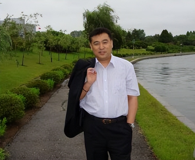 河北新闻联播主持人,河北新闻联播主持人傅敏