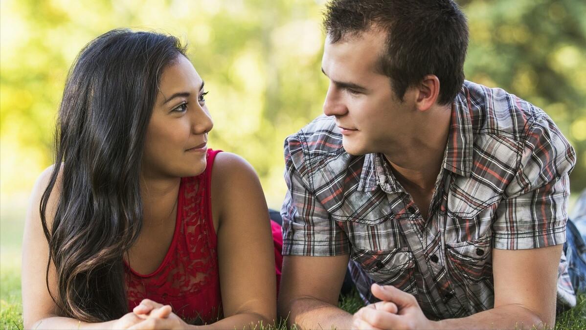 丈夫坚决离婚妻子却不肯完整视频,男方坚决不同意离婚法院判离吗