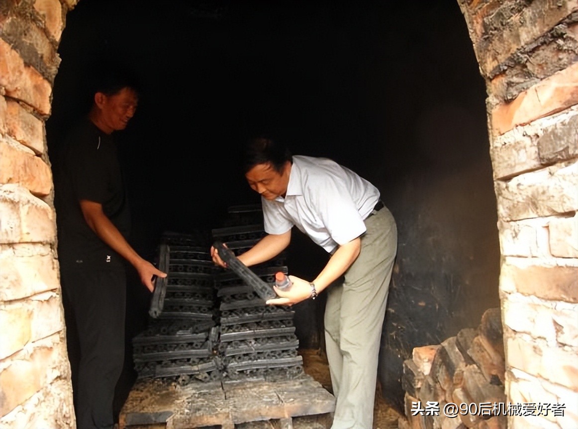 无烟垃圾燃烧炉制作方法,无烟炭化炉制作全过程