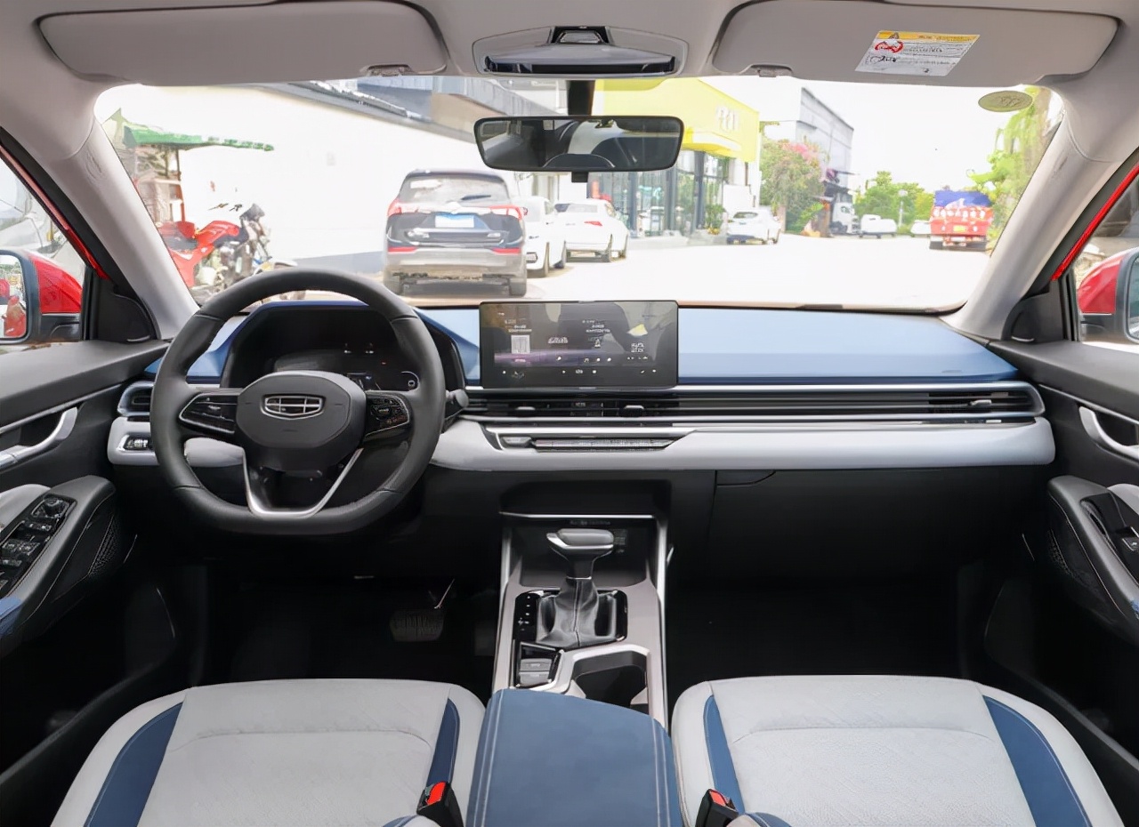 落地价不到8万首选这三台轿车,这几款车值得推荐堪称性价比之王