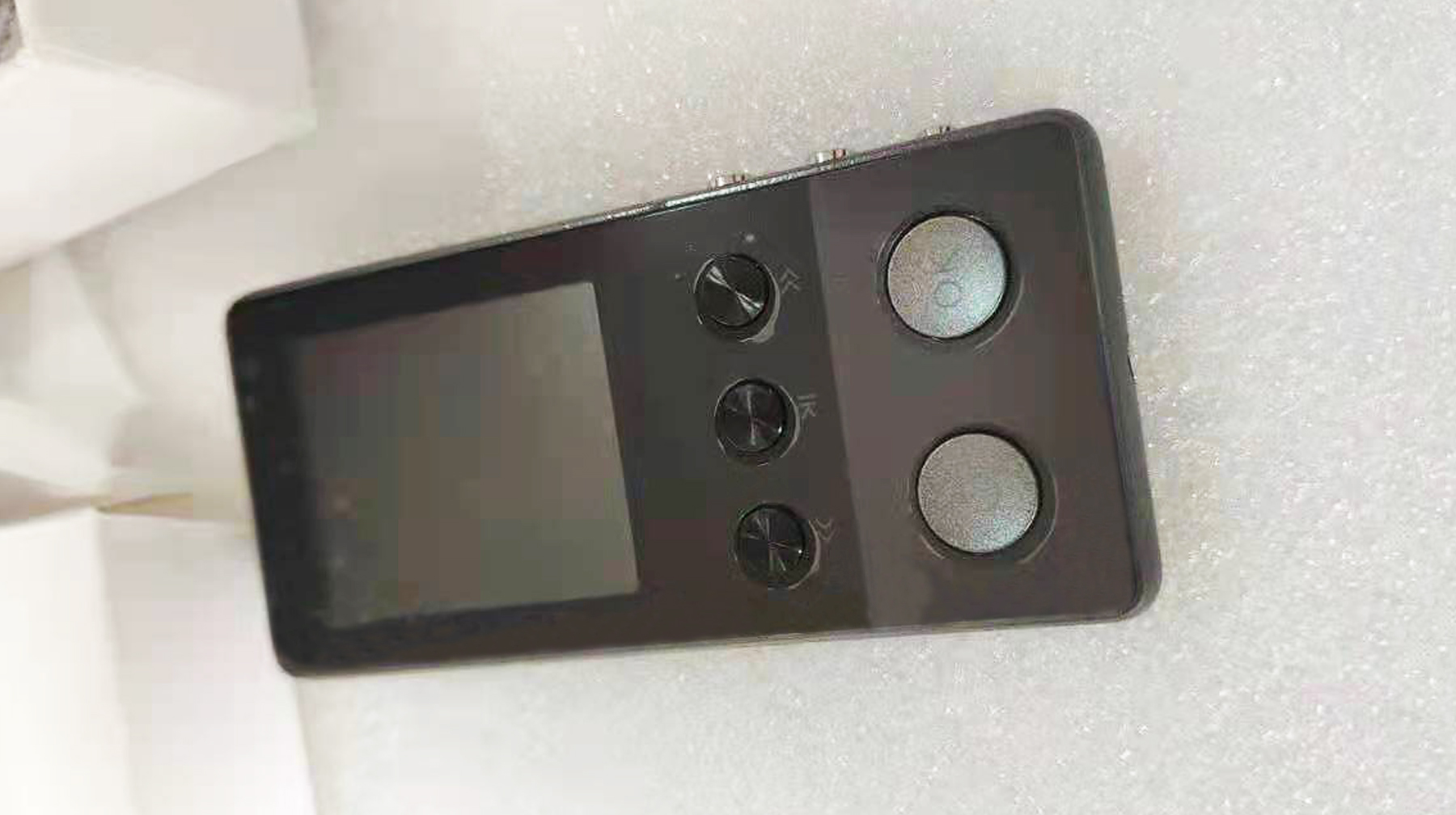 颜值高的寨厂MP3*放播**器，二手非彩a5体验，全金属质感很好用