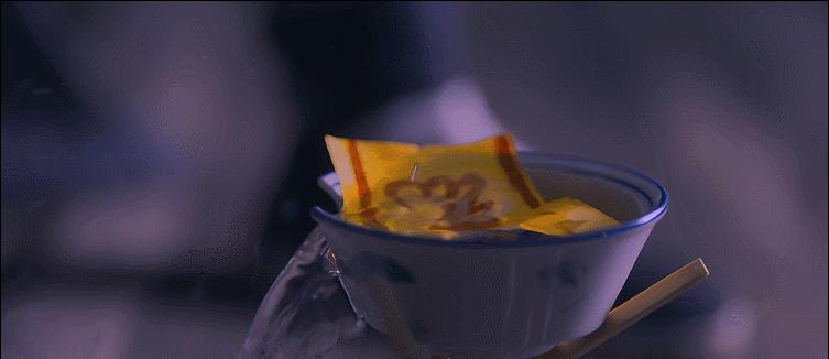 上映7小时，就拿下4个第一，我断言：这部电影，很快会火向全网