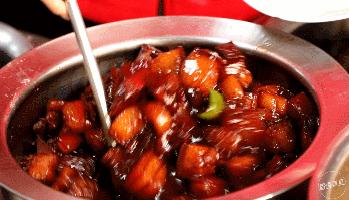 吃货说它是“盒饭界”的天花板，有人一次干掉六碗饭