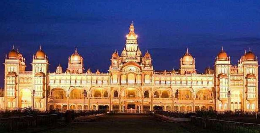 月经耽误工作怎么办？每年有10万印度女人割掉子宫，只为多挣钱！