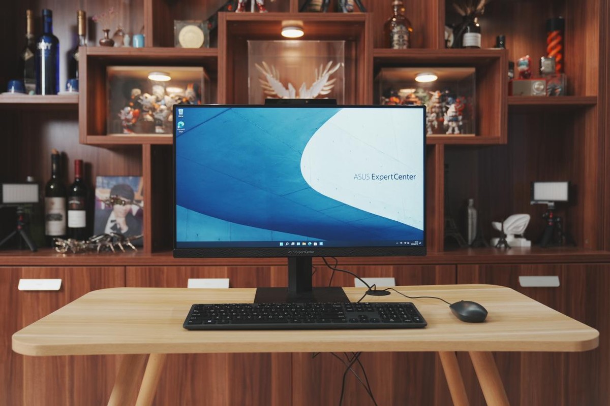 背后带触控屏幕的办公电脑见过吗？华硕弘道一体机A6640评测