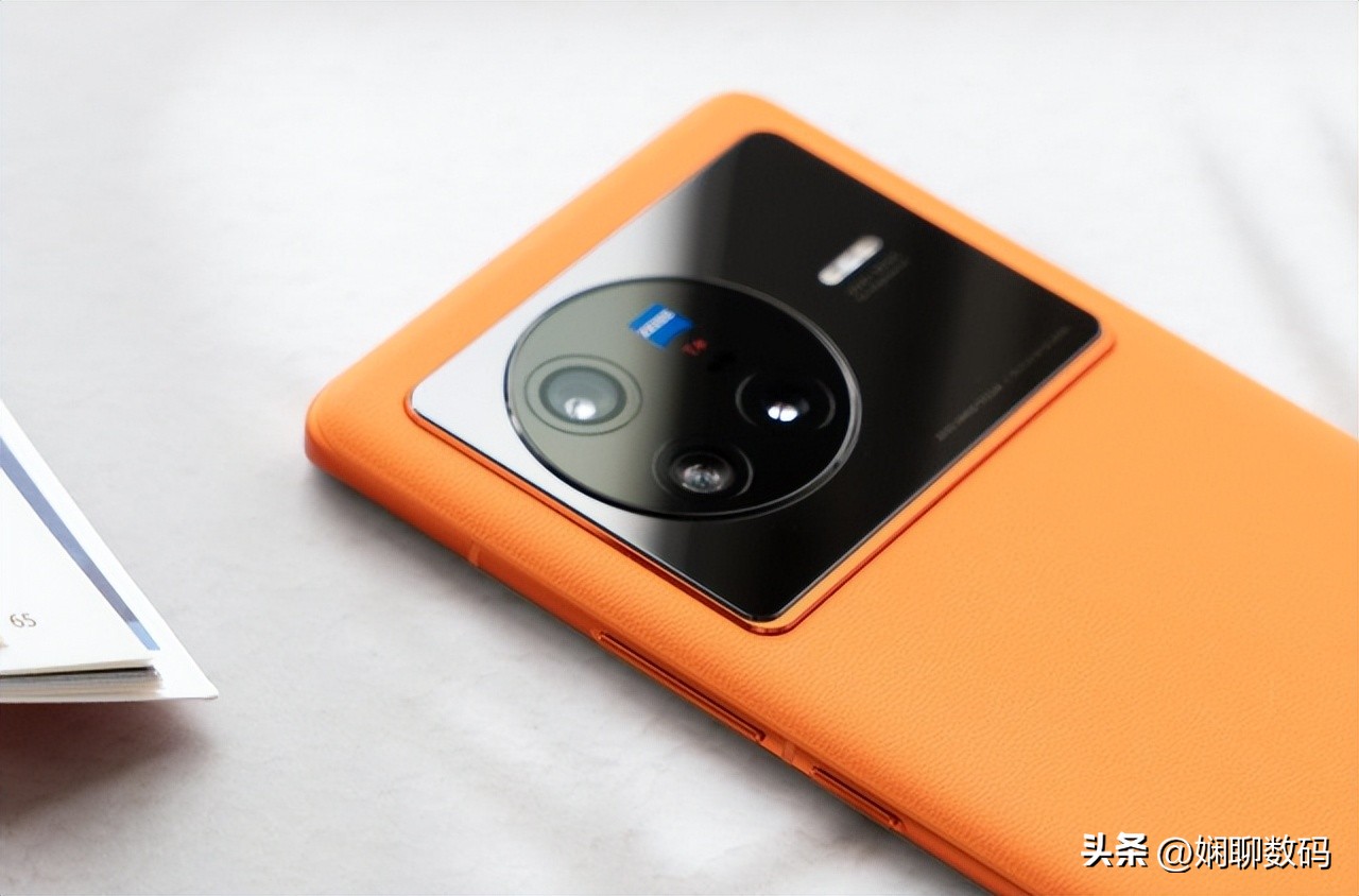 vivo推出天玑9000手机拥有旗舰性能,vivo全球首发天玑9200