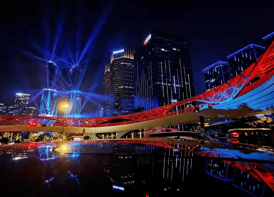 成都天府国际中心双子塔,天府国际金融中心双子塔是干嘛的