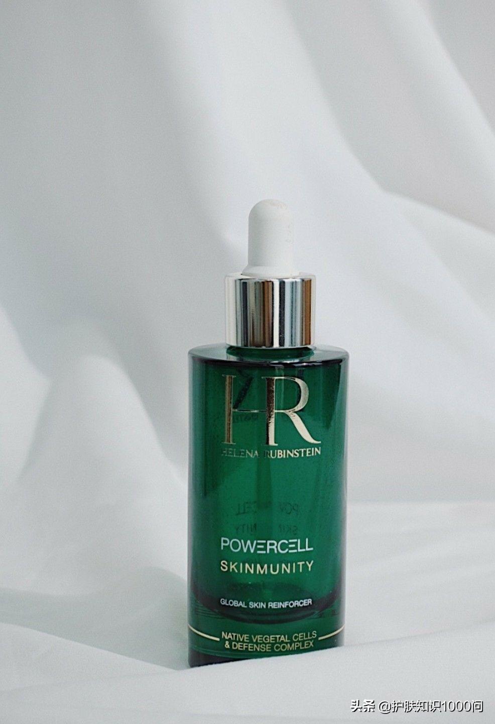 年轻女性用什么精华好,紧致亮肤的精华液适合18岁使用吗