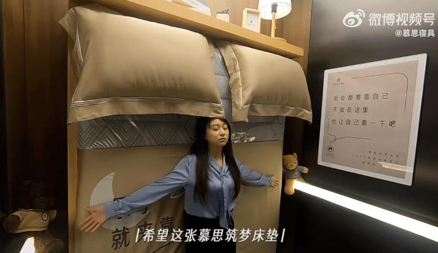 怎么把床垫搬进电梯,床垫电梯广告创意