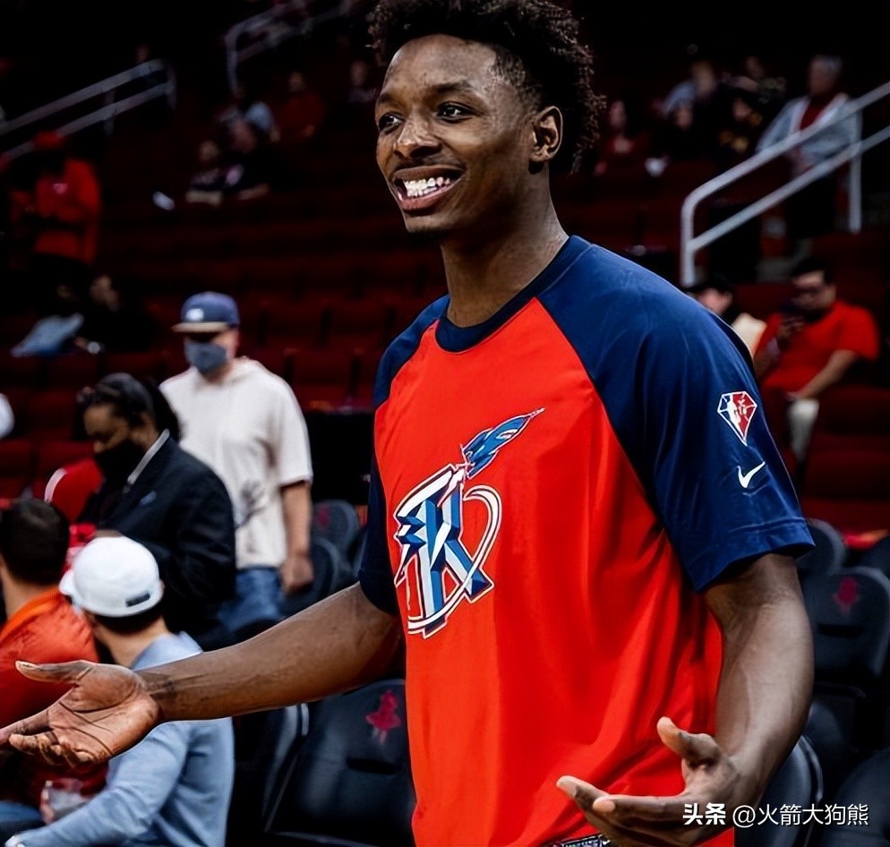 已有替代者！2首发+1替补，火箭阵中3人可交易？休城队记观点相同