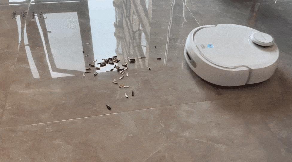 免洗扫拖机器人实用吗,扫拖机器人有必要加清洁剂
