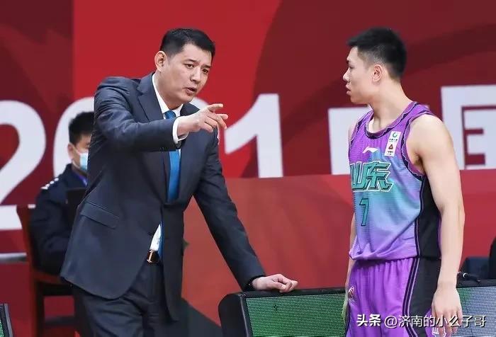 逍遥王巩晓彬年轻颜值,逍遥王巩晓彬在篮球圈的地位