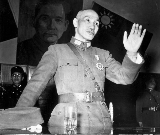 宋美龄孔令伟最新消息,孔令伟葬礼上的宋美龄