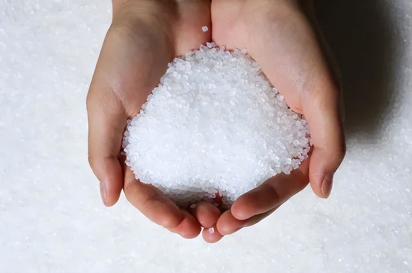 品牌价值破百亿!中仑新材蝉联中国最具价值膜材料品牌