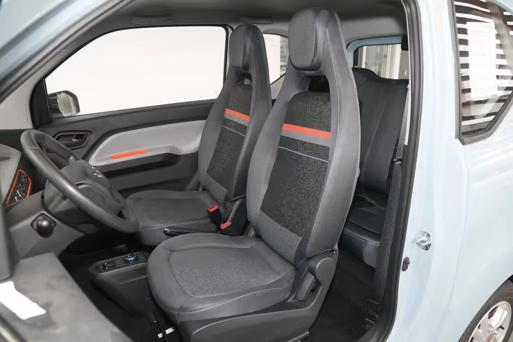 体验长安新能源奔奔e-star,奔奔新能源汽车驾驶感受