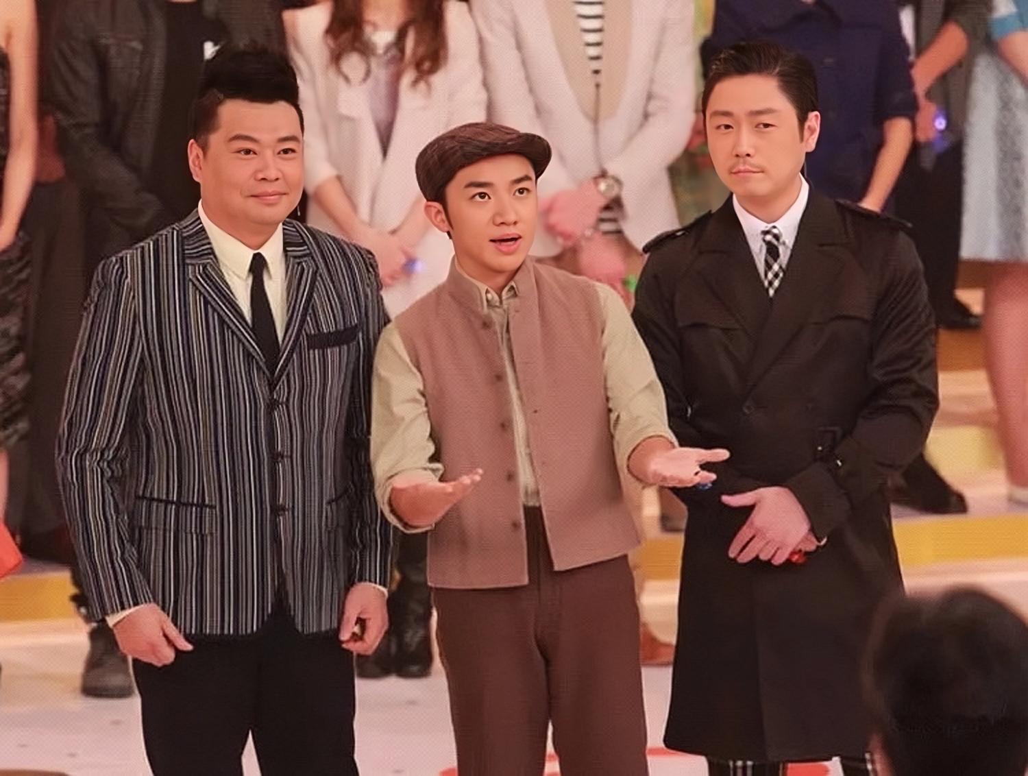 棣欐腐鐢锋槦鎭嬫儏鏇濆厜,棣欐腐鍦堝濂冲弸