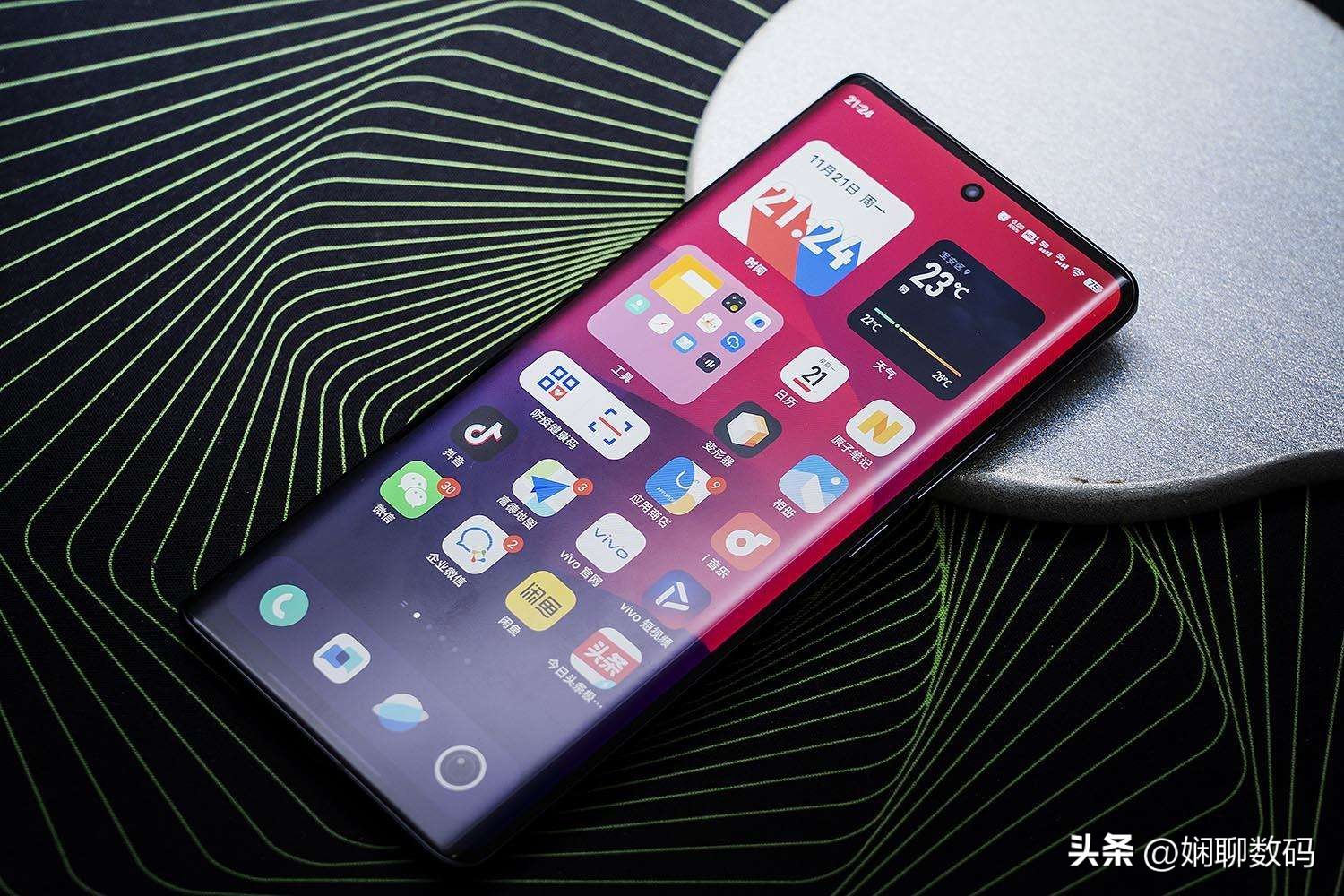 目前最值得买手机是哪一款,预算两千几买手机这四款不要错过