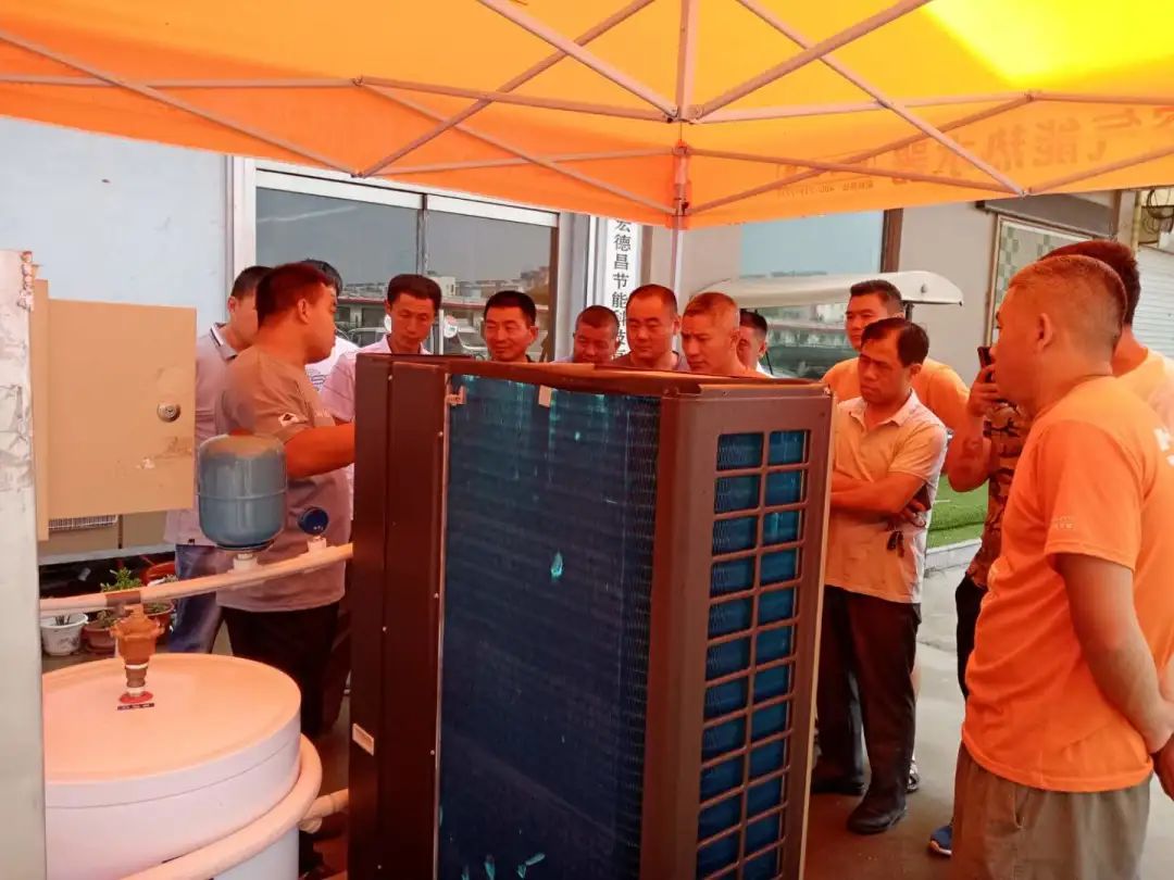 空气能热水器怎么用最省钱,空气能热水器安装技巧