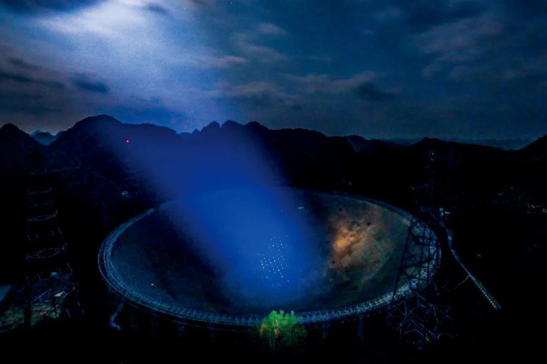 天眼发现神秘信号是真的吗,三体和天眼归来有关系吗