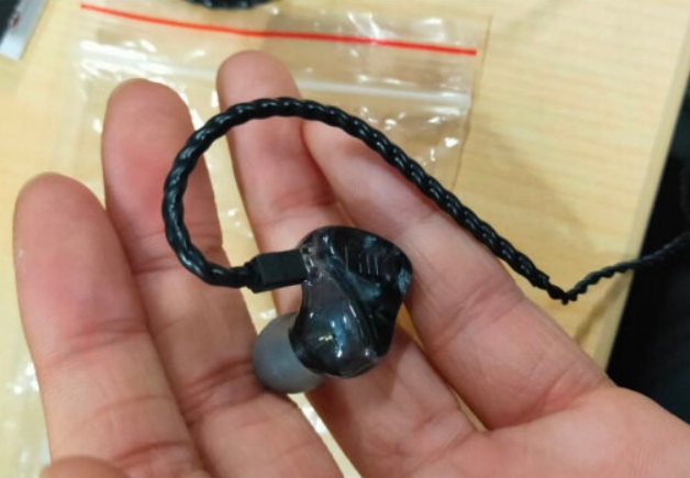 音效好的入耳式耳机,音效通透的耳机