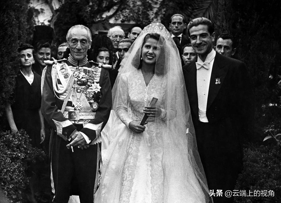 西班牙公爵是个整容怪咖，她用亲身经历告诉人们有钱也买不到美貌