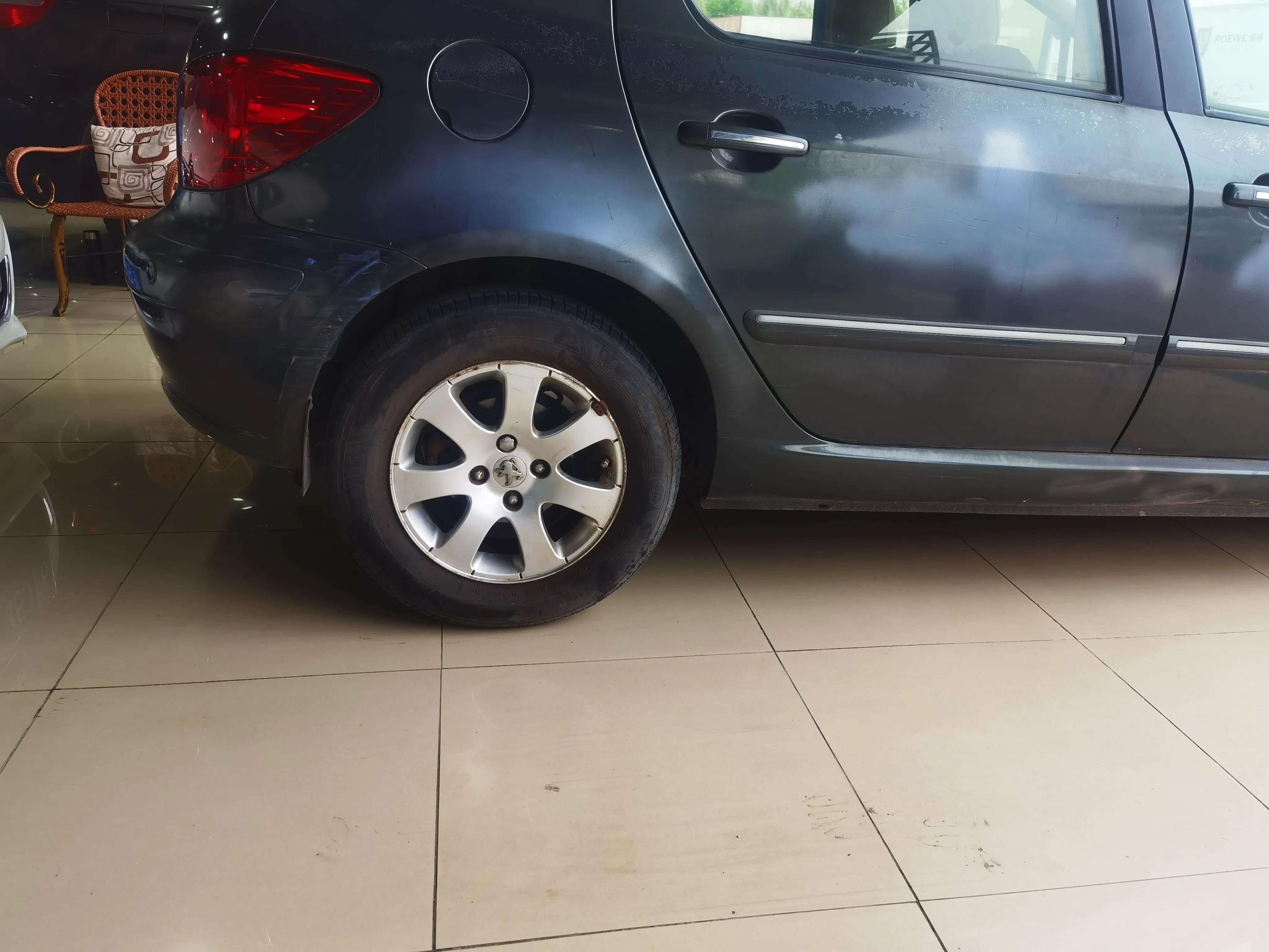 老款标致307全车翻新,标致307报废拆车