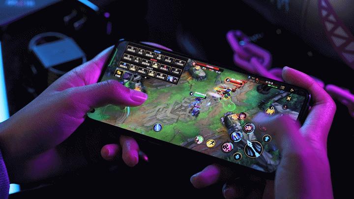 opporeno7pro英雄联盟手游限定版测评,opporeno7pro英雄联盟限定版游戏体验