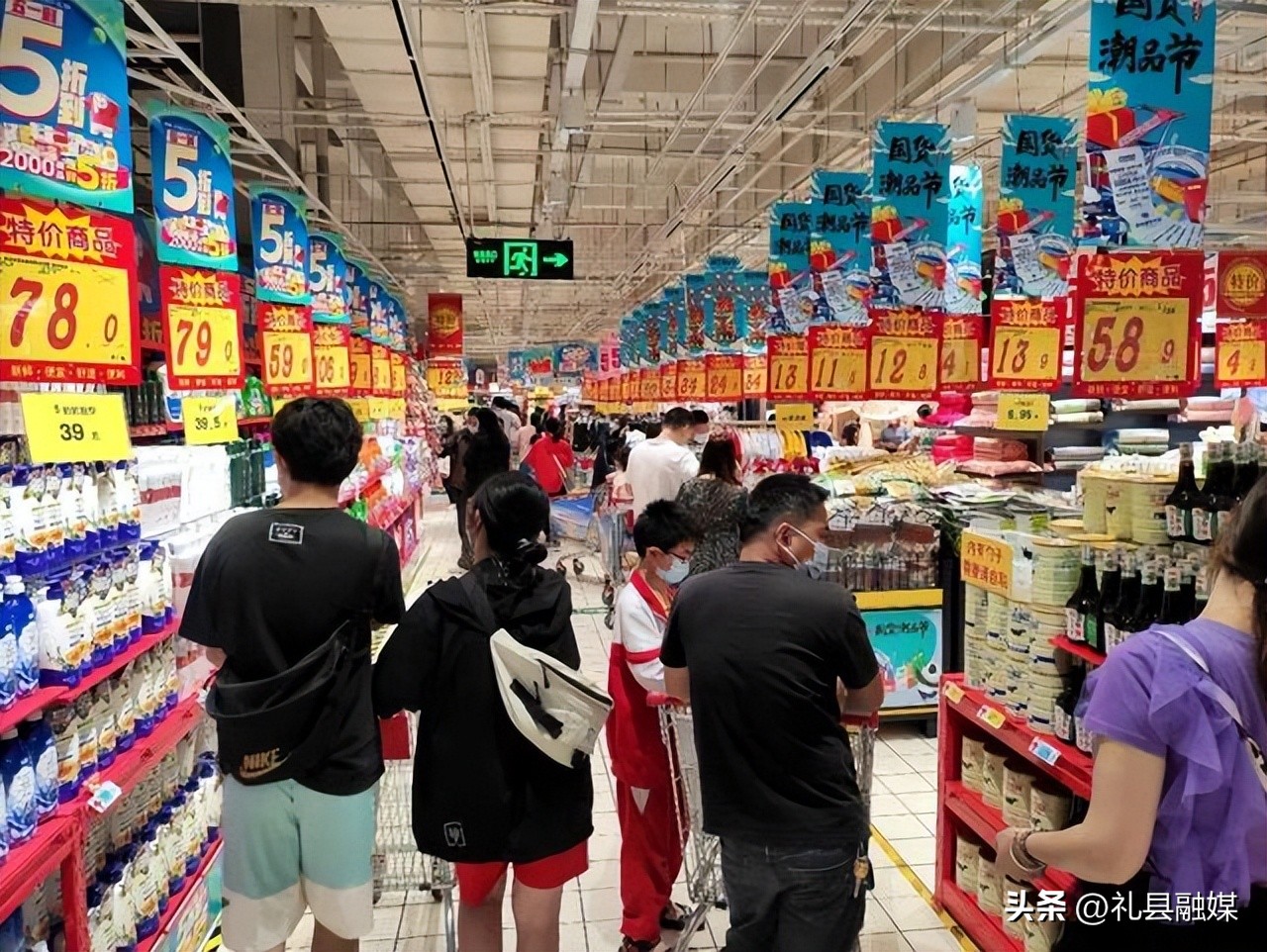 进超市必须存包吗,为什么进超市很慌