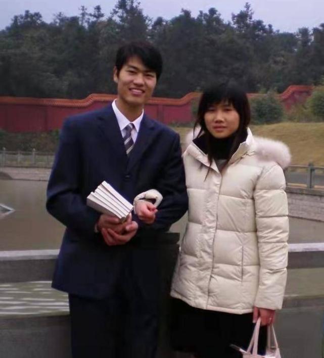 中国小伙在非工作5年，被很多非洲女孩倒追，没见面就打电话示爱