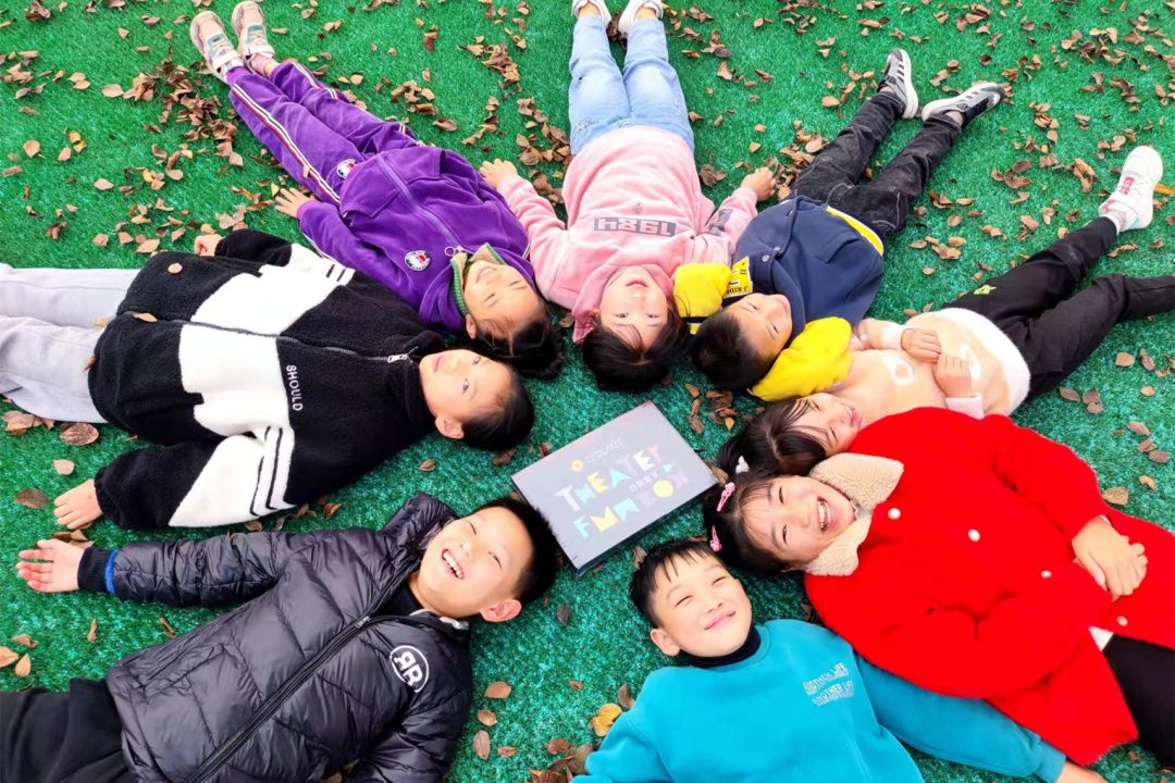 101个戏剧梦想，一个一个飞出了课堂