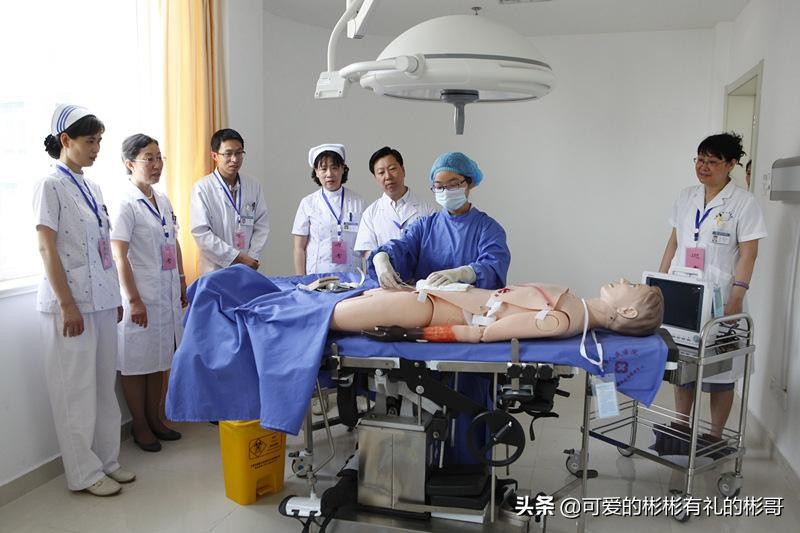 医学专业，有哪些优缺点，要不要报考，哪些同学适合学习医学