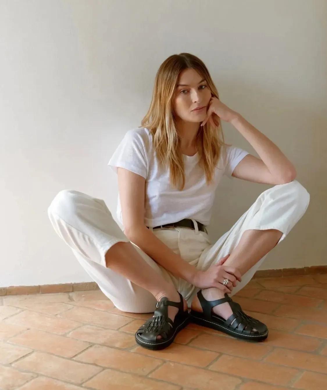 今年流行什么罗马鞋好看,今年最流行的小个子罗马鞋