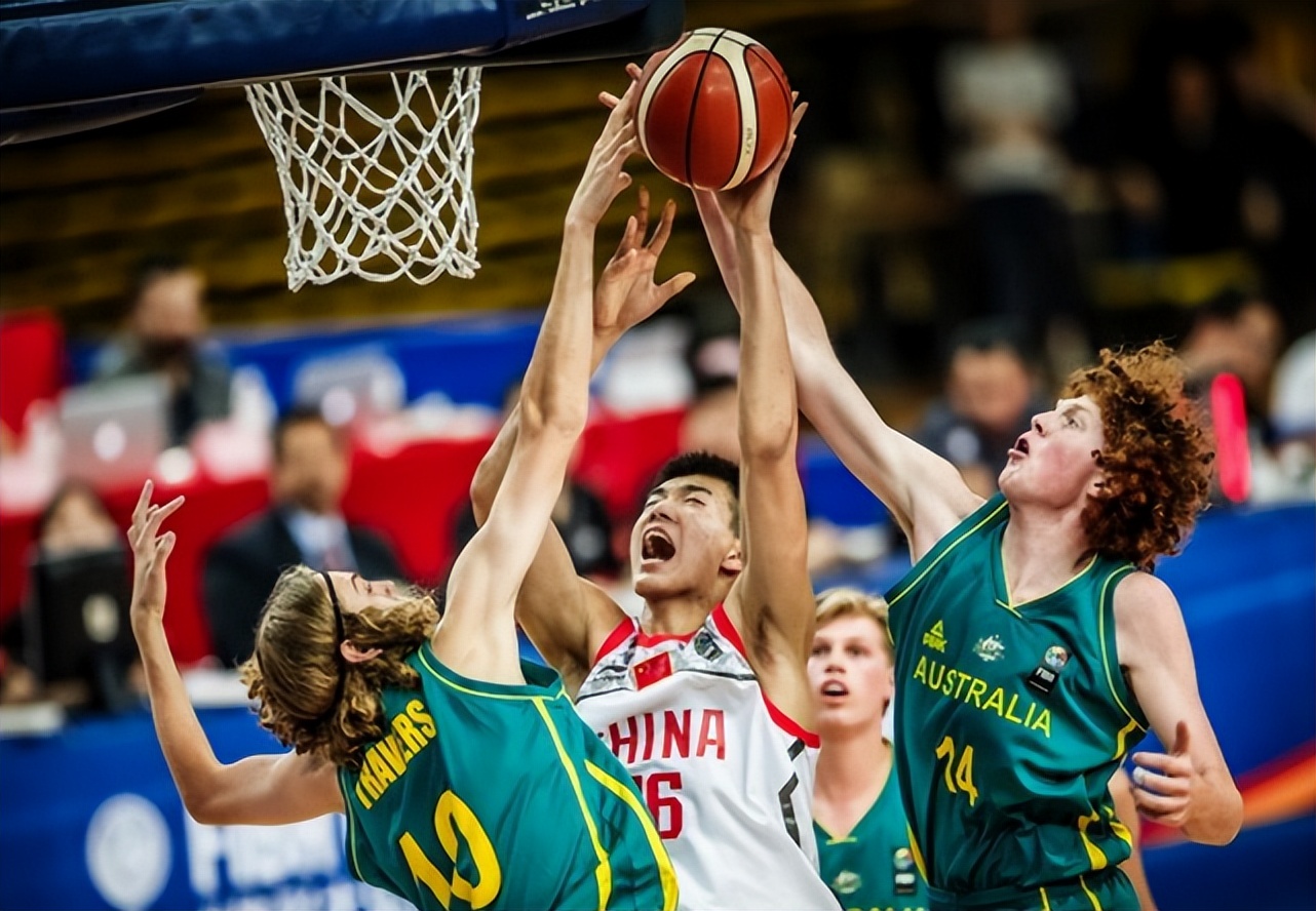从小被虐！澳洲双雄亚青赛首战合胜73分引恐慌：中国U18要小心了
