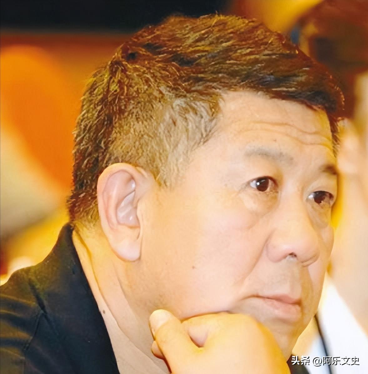 王凯导师陈煜：因丑出道，娶名导为妻，却说片酬是“赃款”