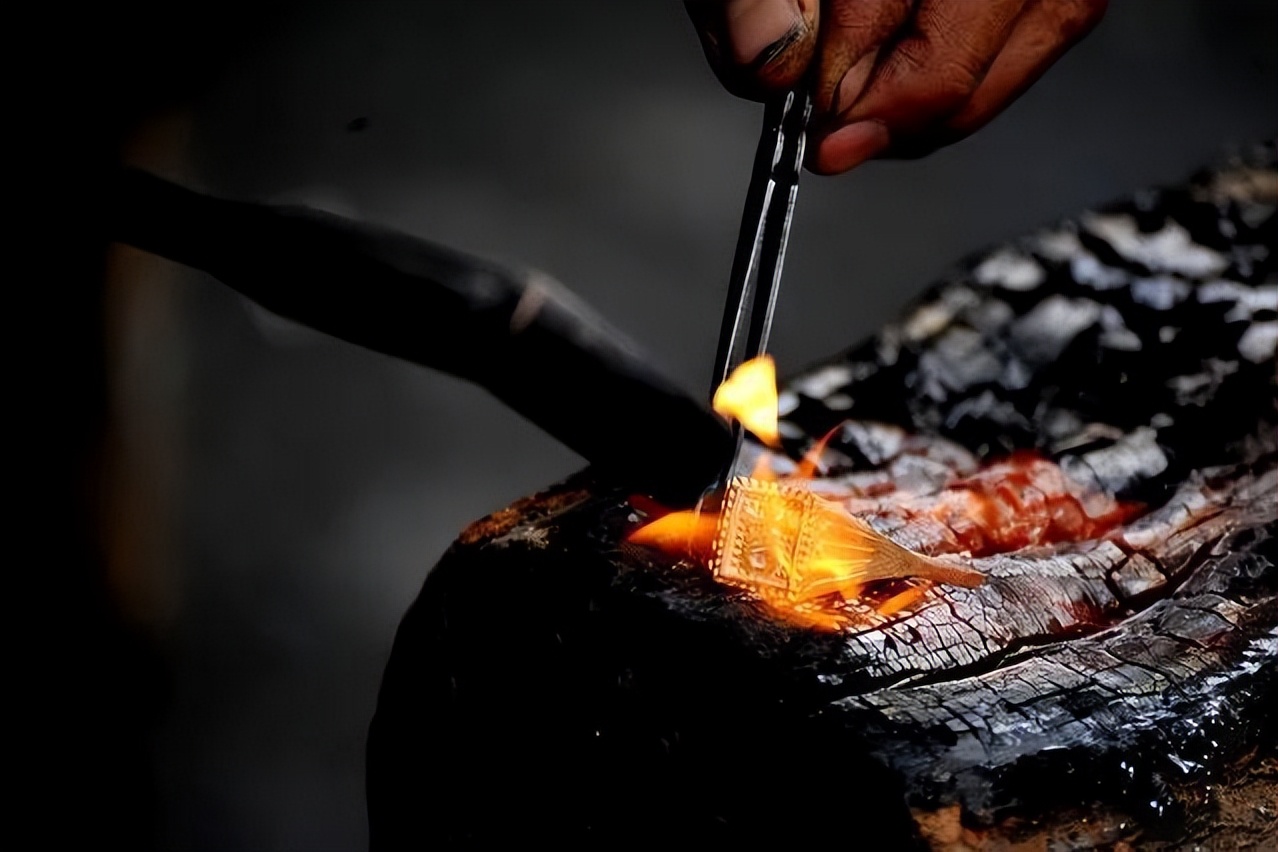 有什么方法可以快速看出黄金真假,只需要一根针就能测试黄金的真假