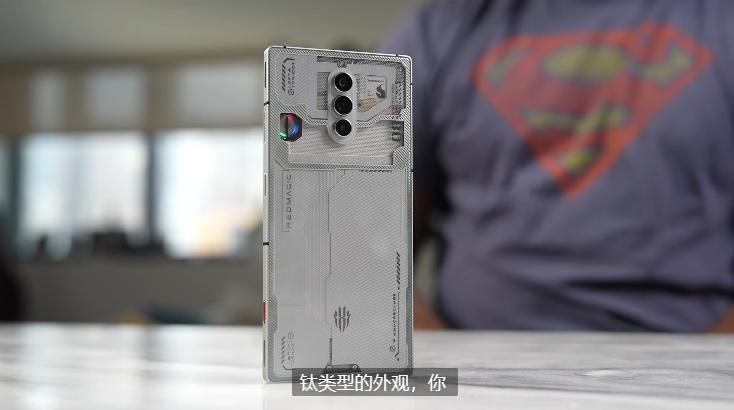 红魔八pro和rog游戏手机五谁更强,rog游戏手机7pro和红魔8pro