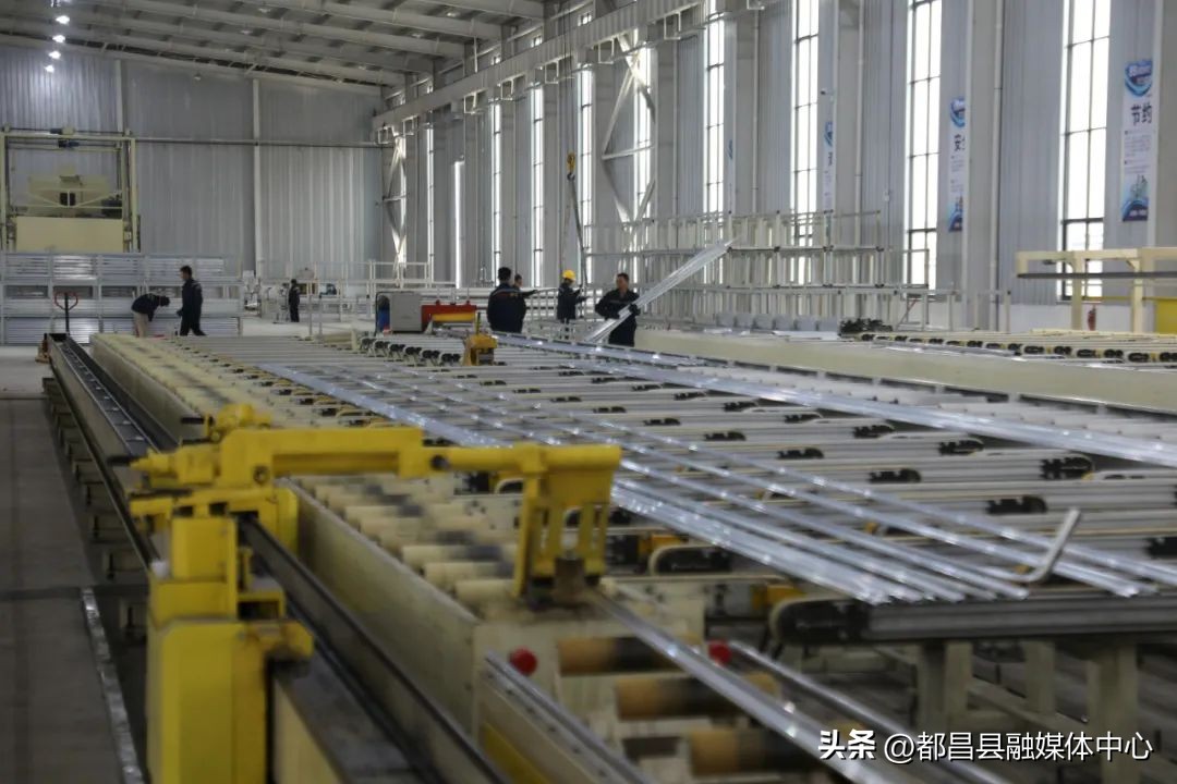 奋战二季度冲刺双过半,奋战二季度实现双过半稿件