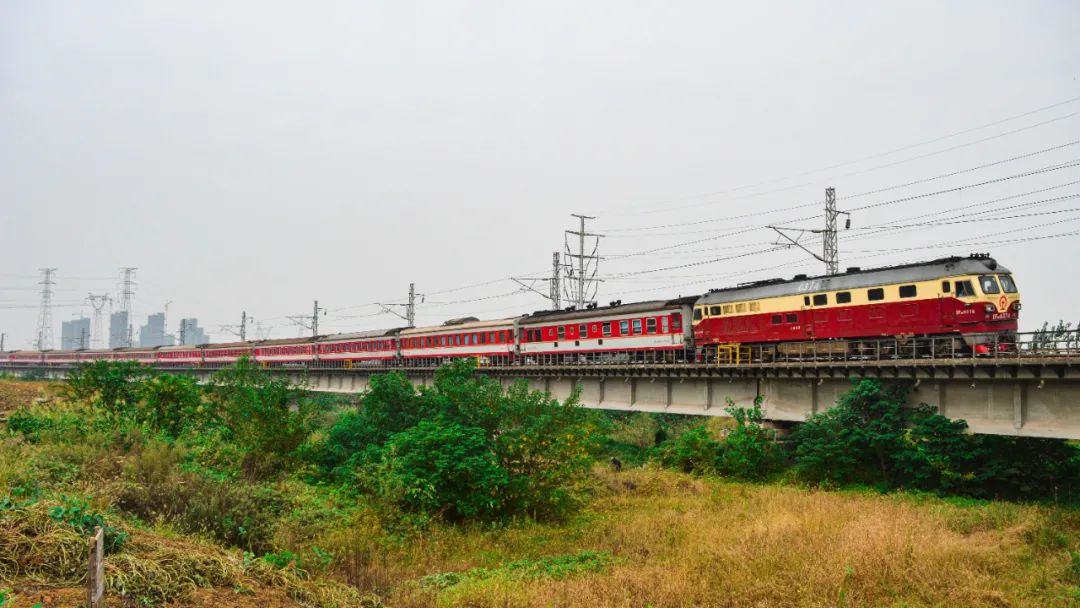 再见k歌翻唱,再见k歌伴奏