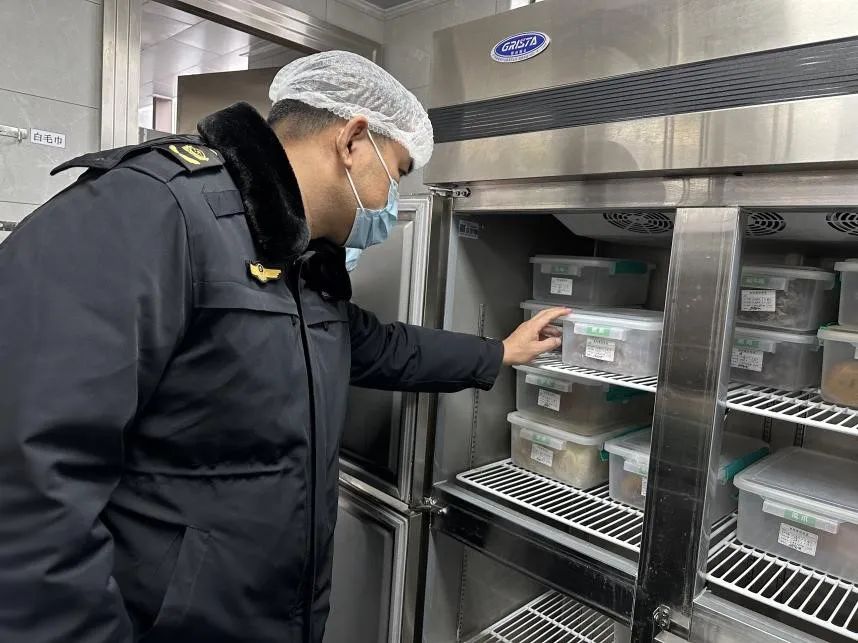 疫情期饭桌食品安全,全面加强节前食品市场安全监管