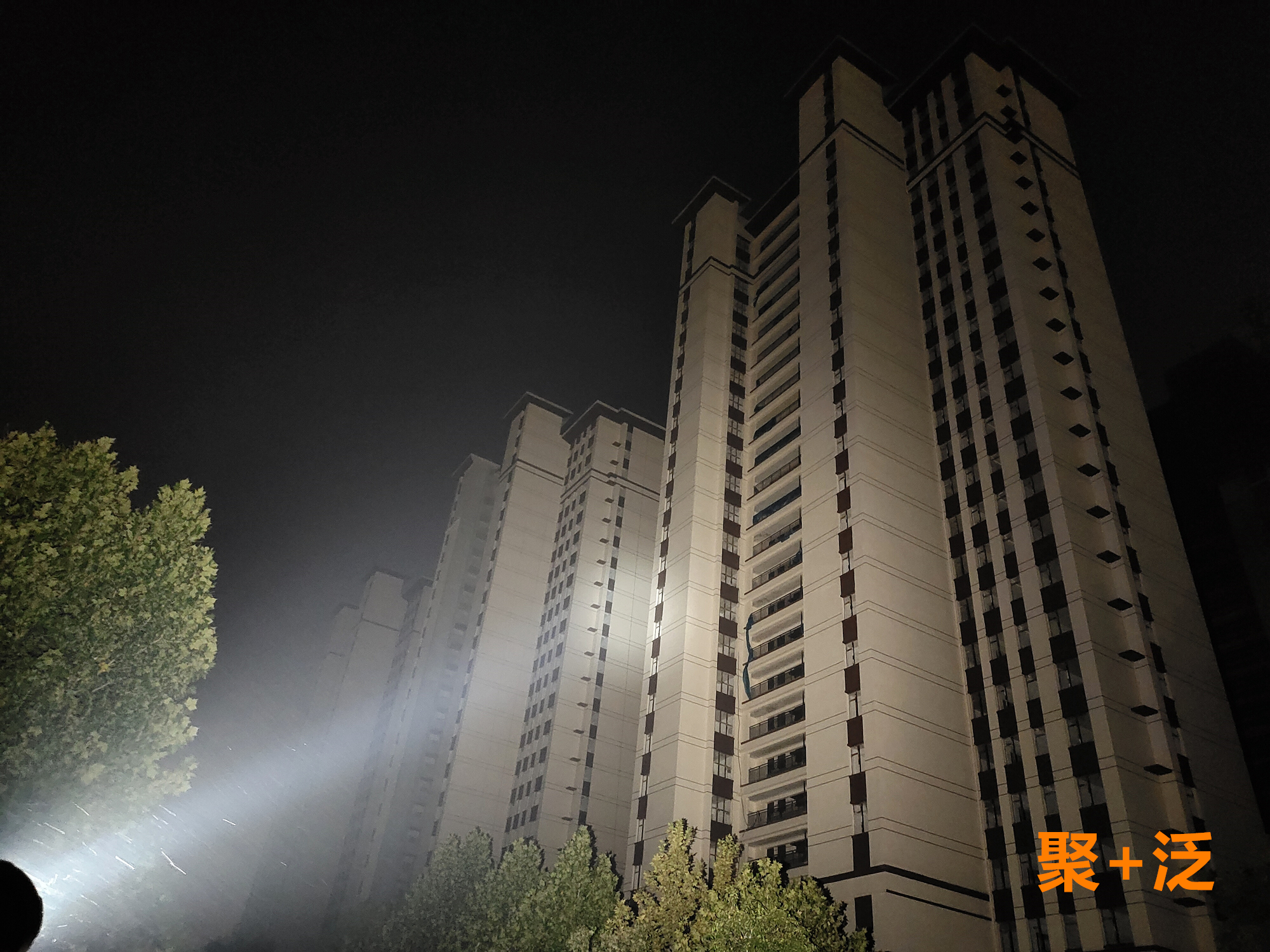 索菲恩sc33手电测评,索菲恩ts30spro专业户外手电