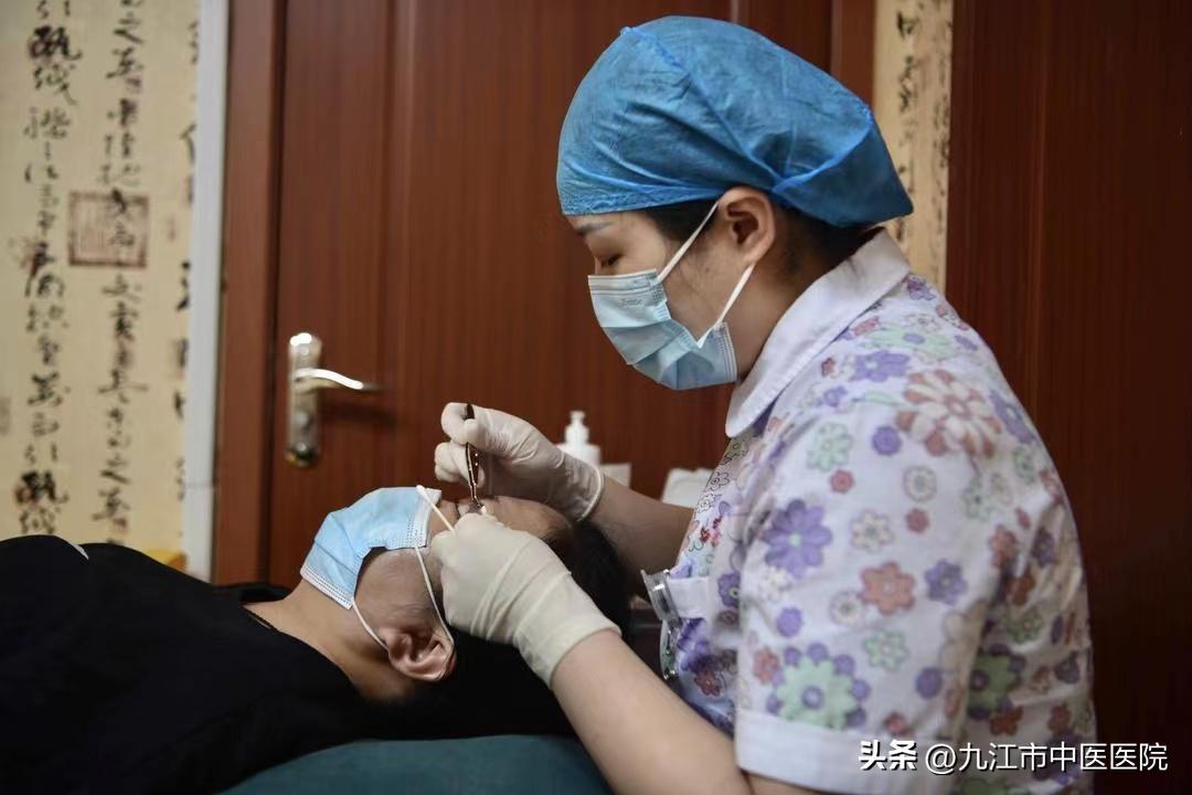 【杏林春暖】九江市中医医院眼科运用中医治疗帮您搞定“干眼症”
