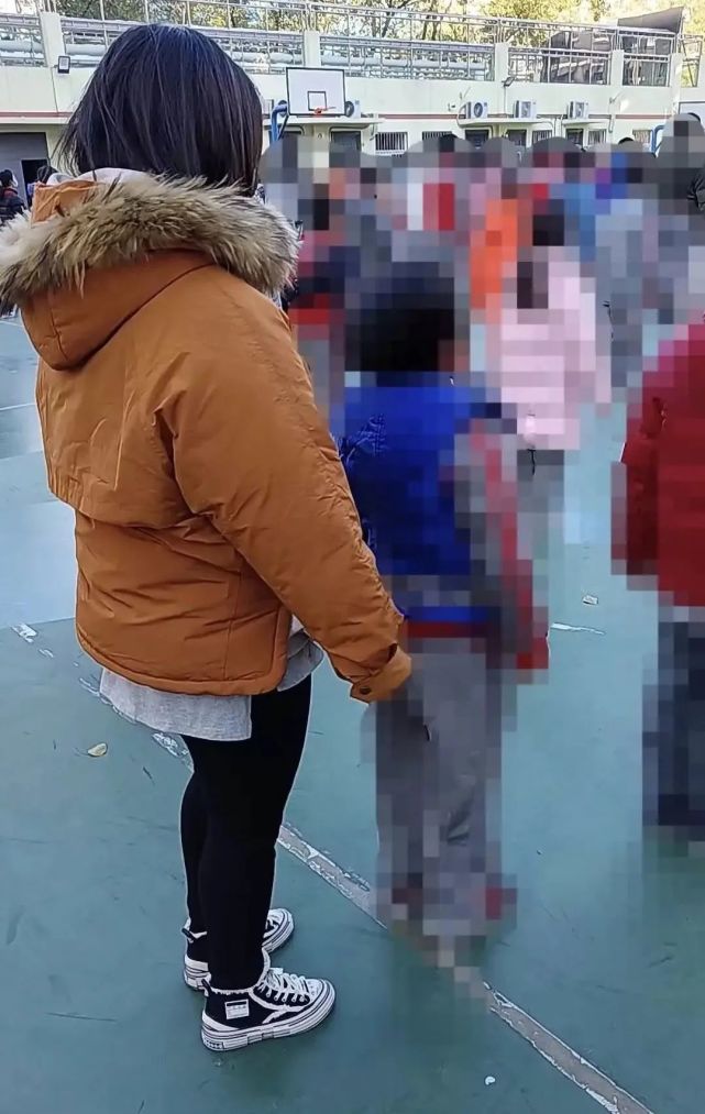 来自星星的孩子上课,来自星星的孩子小学