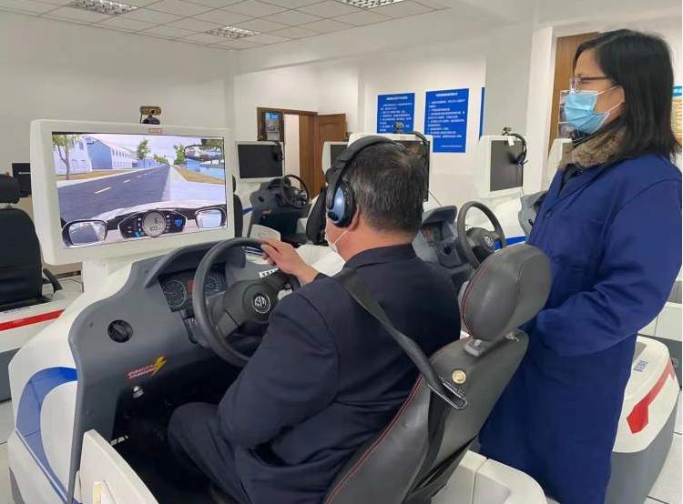 老年人考电动三轮驾照多少钱,老年电动三轮车驾照