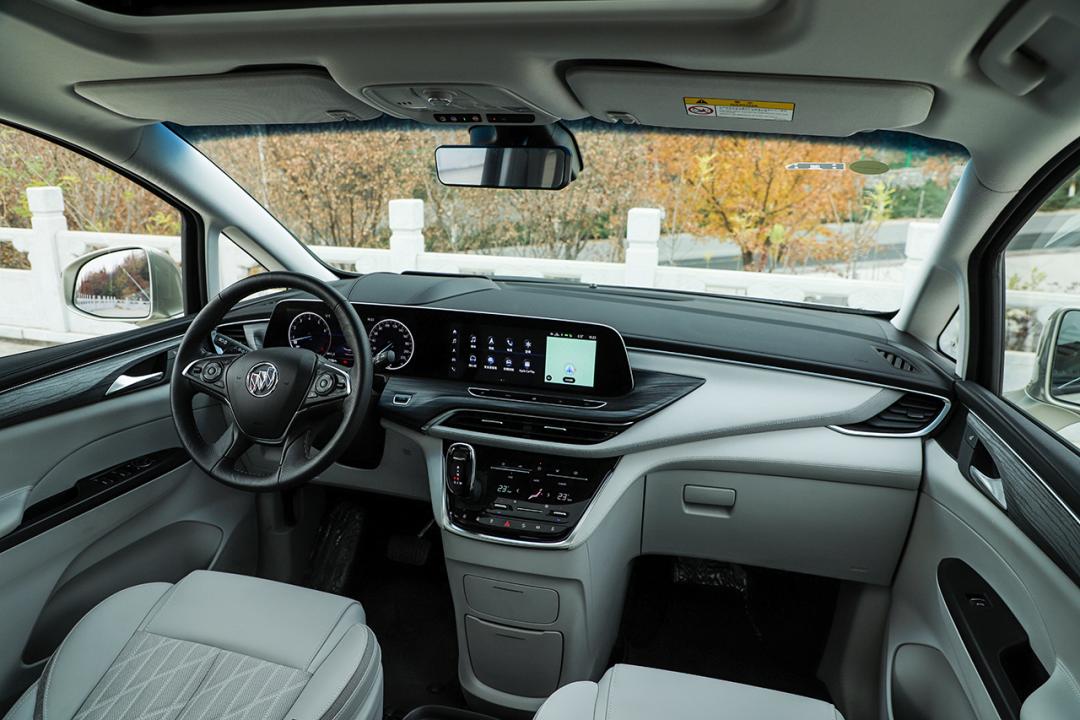 gl8不输气场,23款别克gl8实车感受