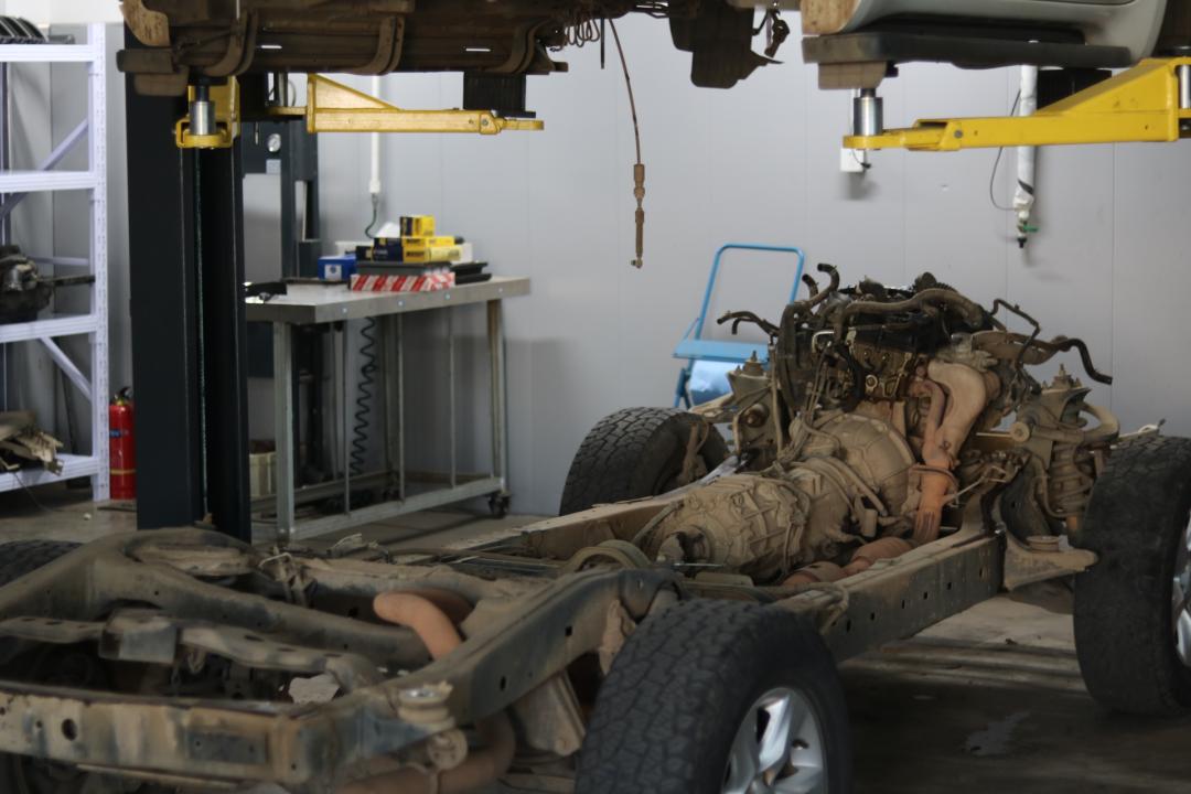 丰田霸道彻底大翻修视频,丰田霸道全车整备翻新费用