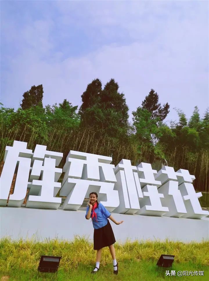 红领巾讲解员寻访红色足迹,红领巾寻访活动我是红领巾讲解员