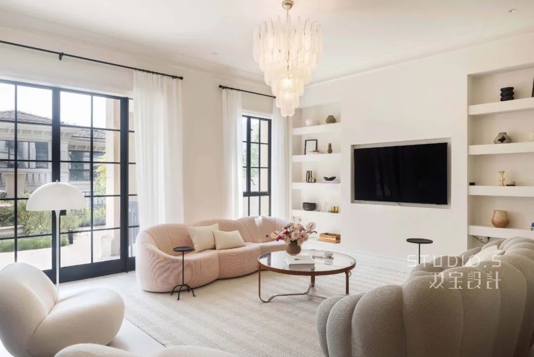 欧式别墅的院子怎么装修,欧式风格房子怎么改成简约风格