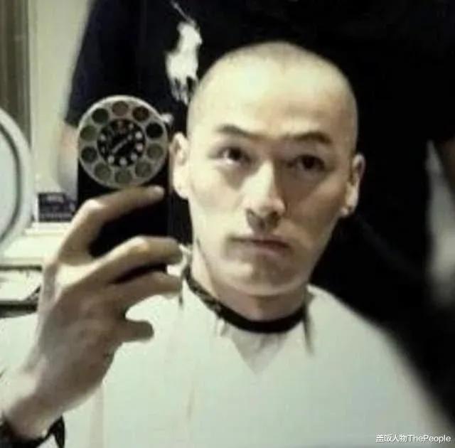 男明星光头对比,男星秃头前后对比