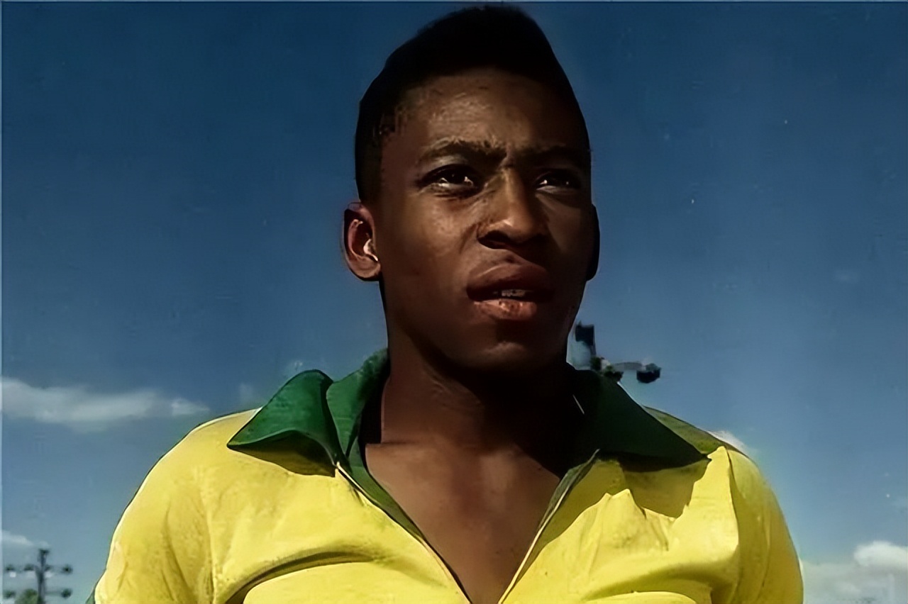 世界杯足球幕后故事,足球世界杯的由来