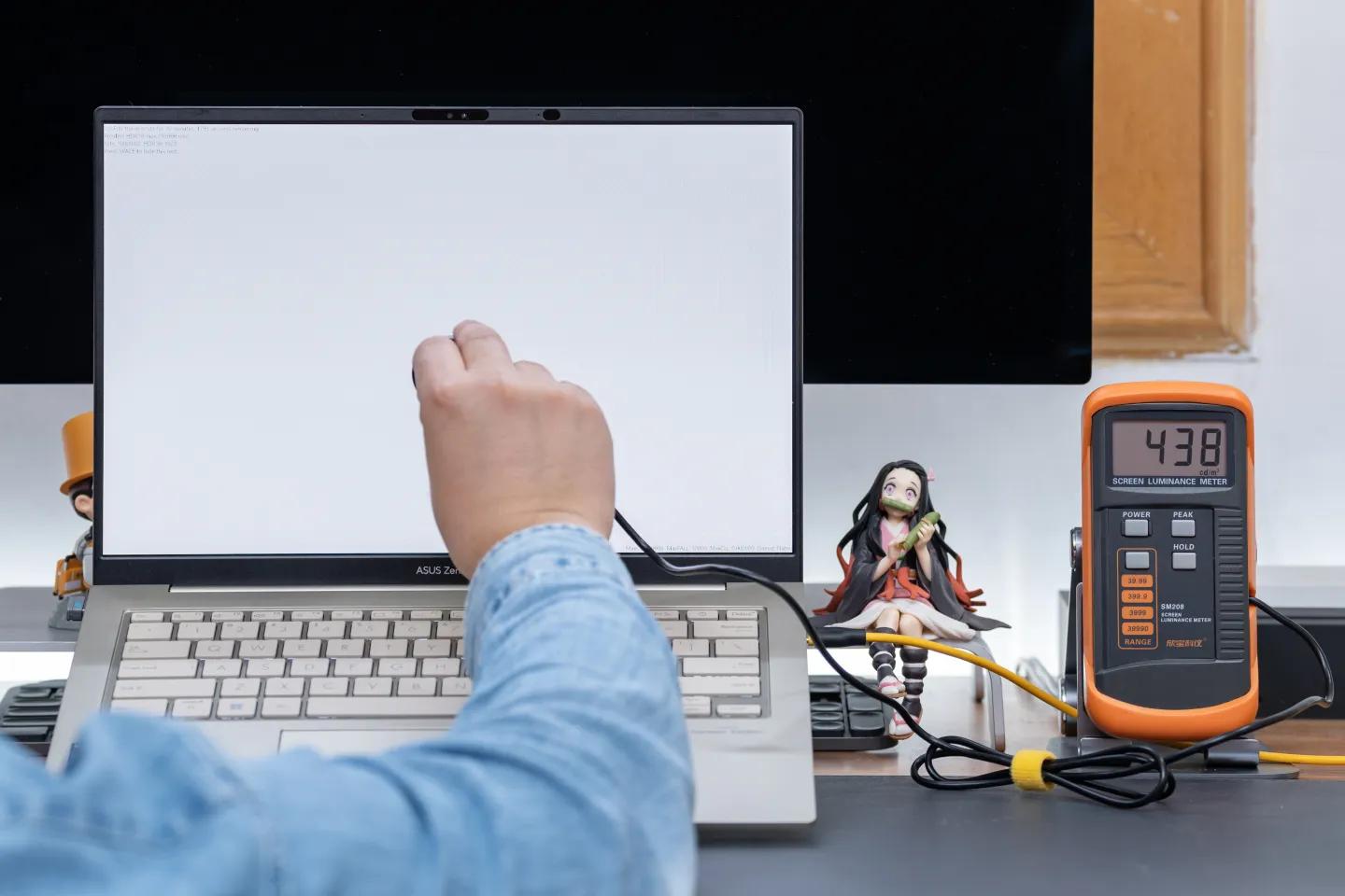 92%屏占比高续航轻薄本华硕灵耀14,2029款华硕灵耀14笔记本值得买吗